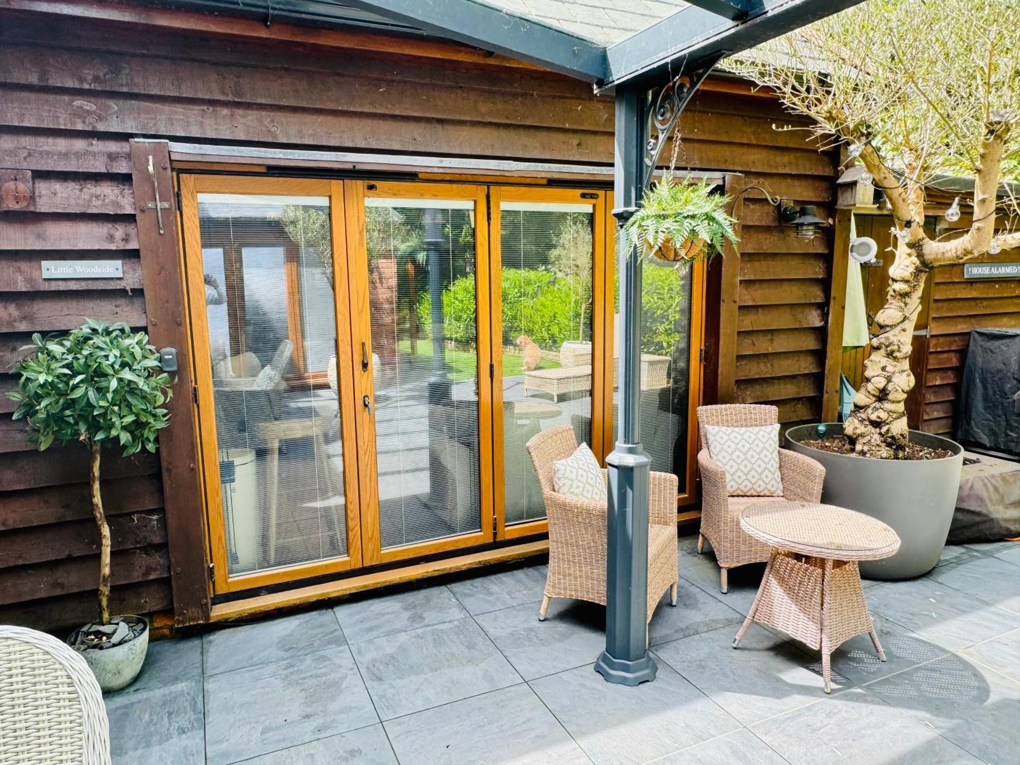 Little Woodside A Beautiful New Forest Self Contained Private Luxury Annexe Нью Милтон Экстерьер фото